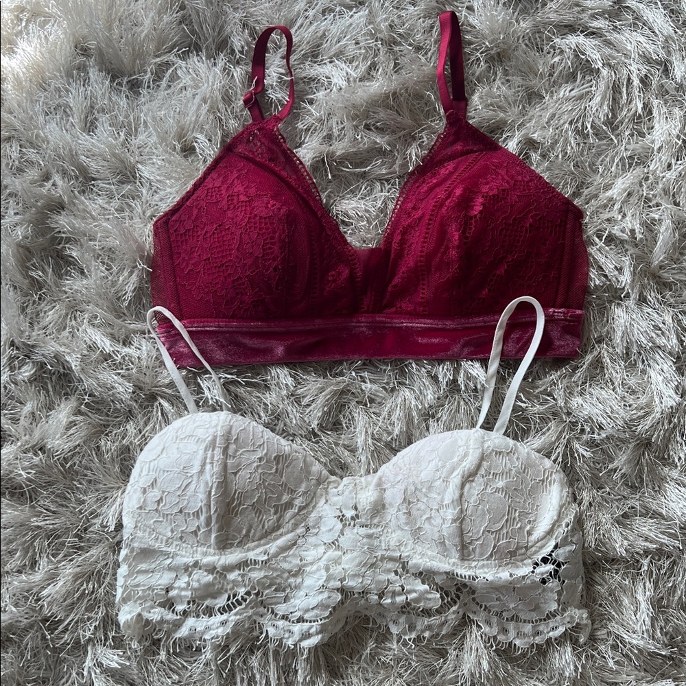 (2) Papaya and Auden Lace Bralette Duo - Deep Red and white size medium